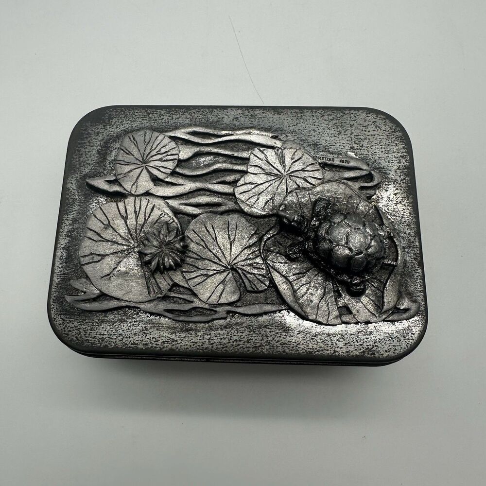 Metzke 1975 Metal Hinged Trinket Box w/ Pewter Turtle & Lily Pads Keepsake 4x3”